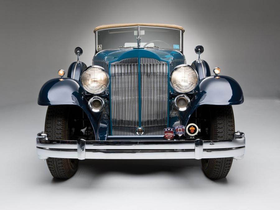  Packard Individual Custom Twelve Convertible Sedan by Dietrich 1932 года  (фото 6 из 8)
